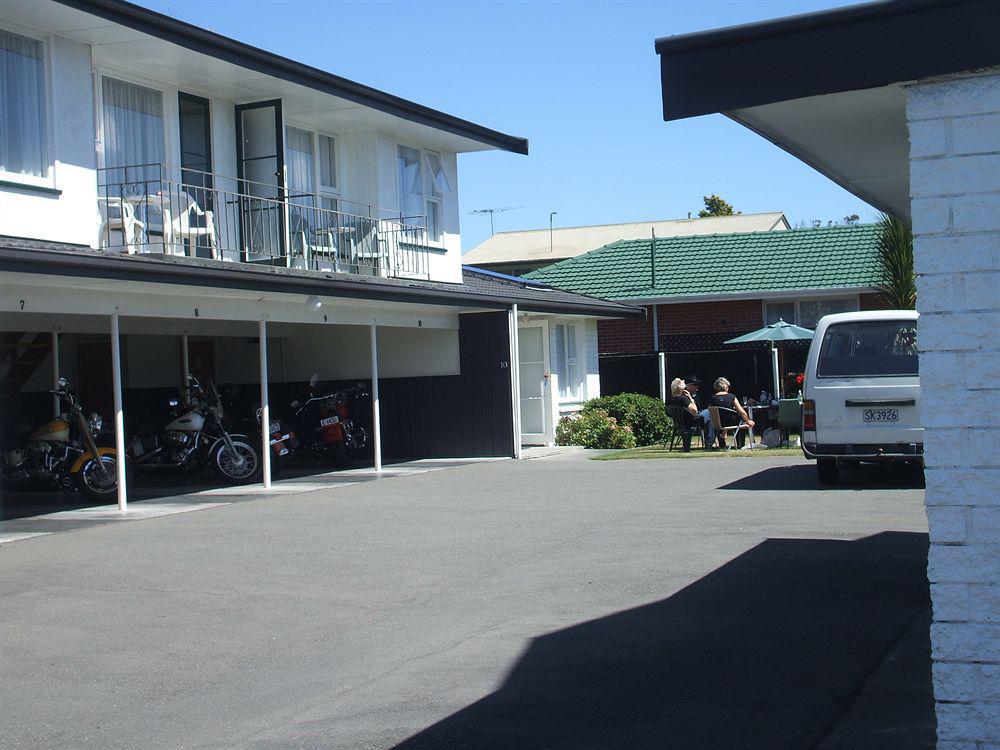 Belle Bonne Motel Christchurch Bagian luar foto